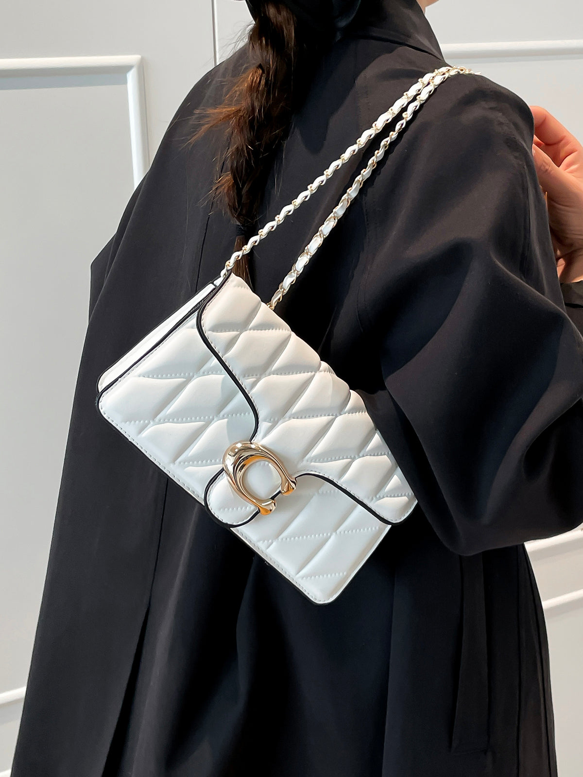 Modern Chic All-Season PU/Artificial Leather/Microfiber Leather Women's Crossbody Bags Other Bags | Color: White | Image 2