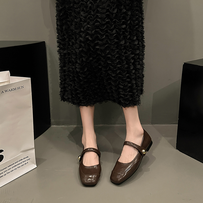 Modern Chic All-Season PU/Artificial Leather/Microfiber Leather Women's Flat Shoes | Color: Brown | Image 3