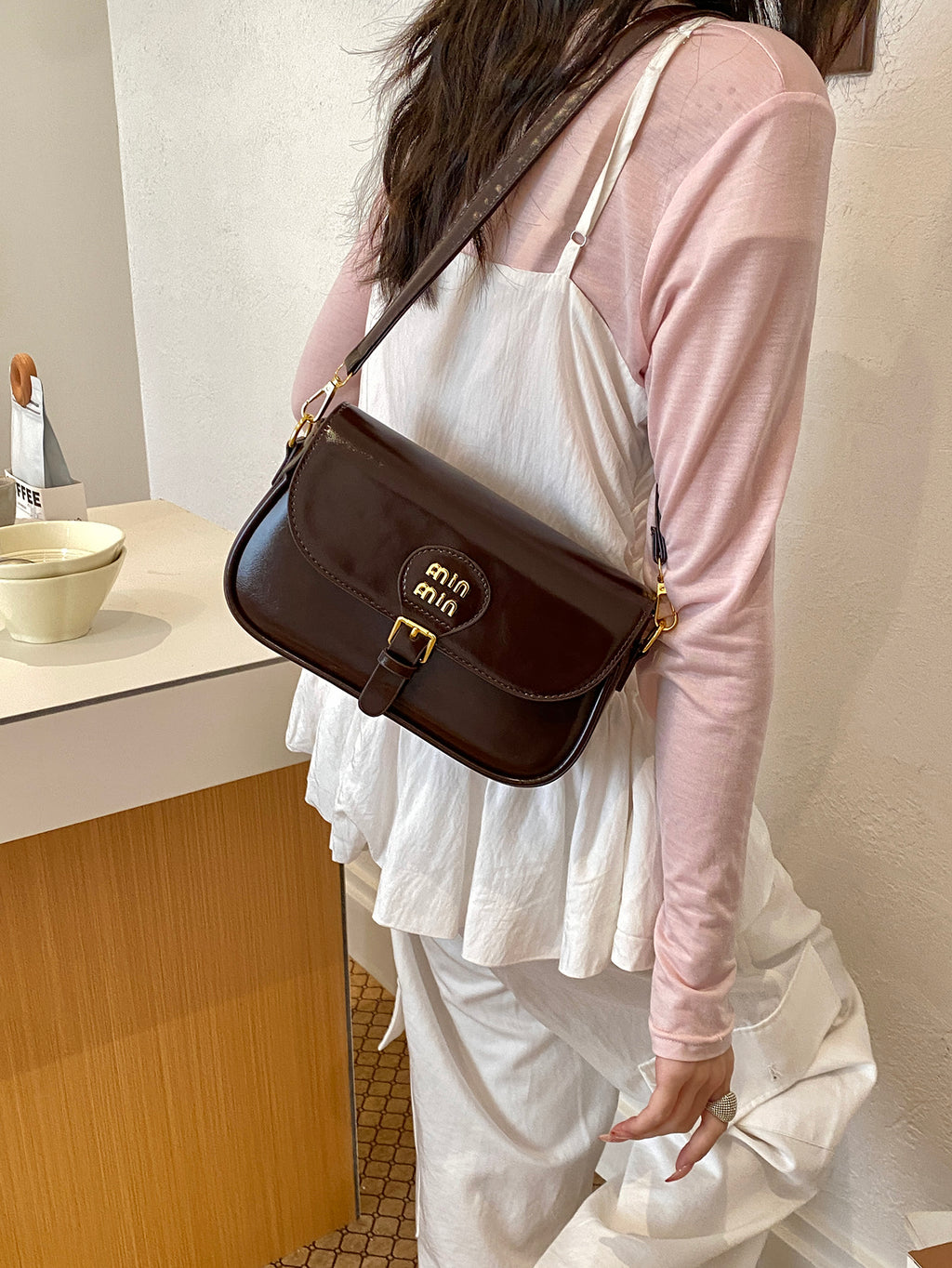 Modern Chic All-Season PU/Artificial Leather/Microfiber Leather Women's Crossbody Bags Other Bags | Color: Brown | Image 1