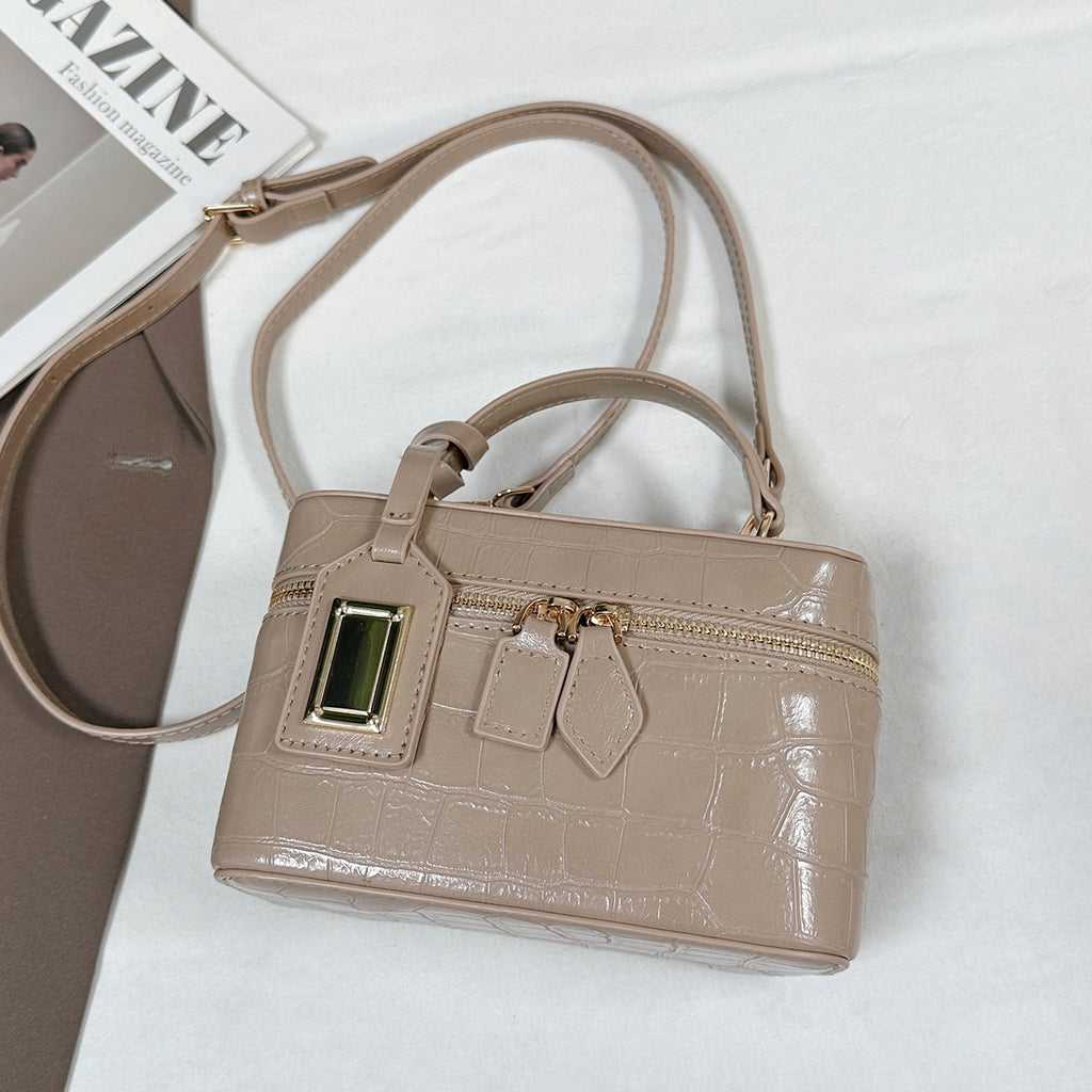 Modern Chic All-Season PU/Artificial Leather/Microfiber Leather Women's Crossbody Bags Box Bags | Color: Khaki | Image 2