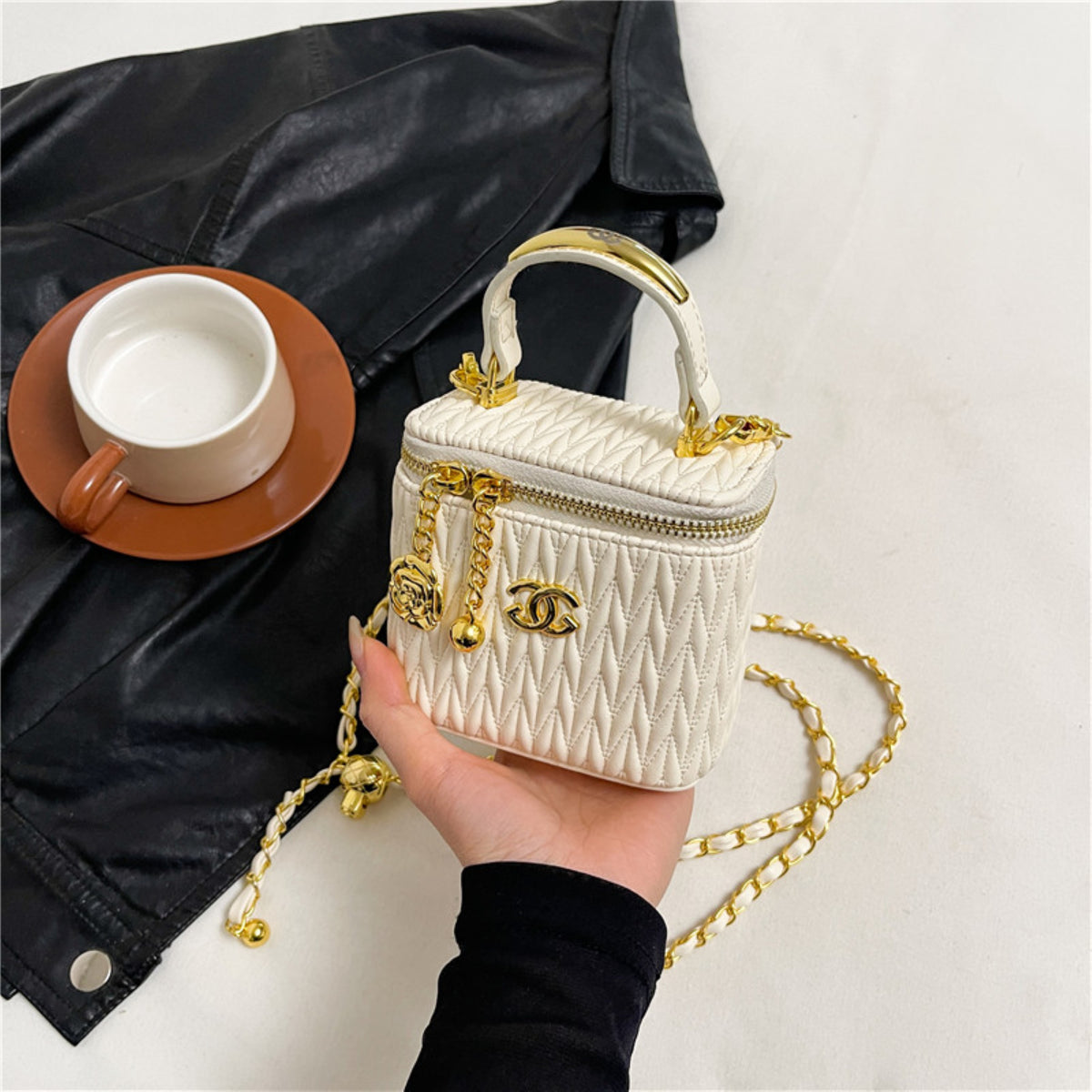Modern Chic All-Season PU/Artificial Leather/Microfiber Leather Women's Handbags Box Bags | Color: Beige | Image 2