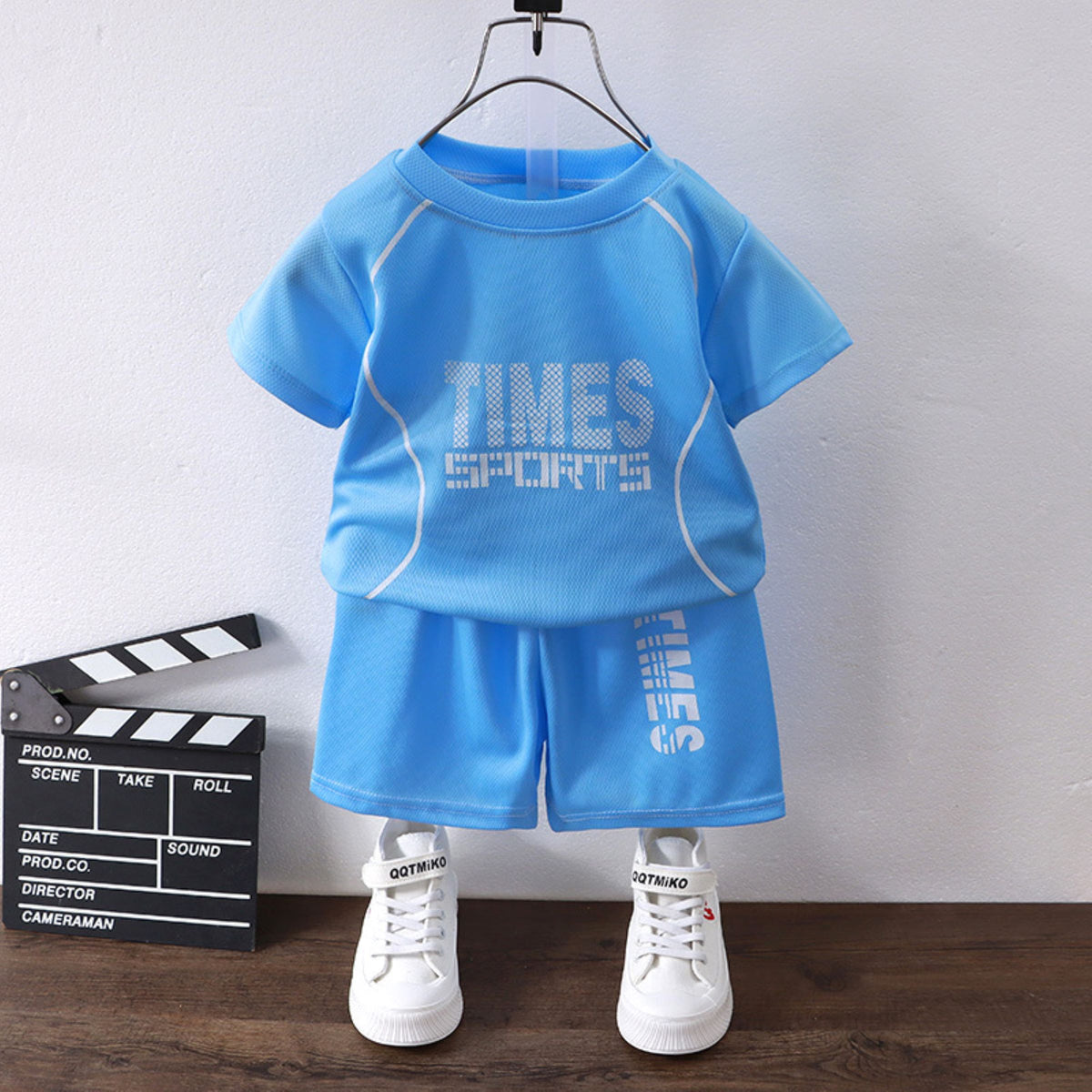 Minimalist Summer 2-Piece Unisex Kids' Pants Suit, Ages 3-13 | Color: Blue | Image 1