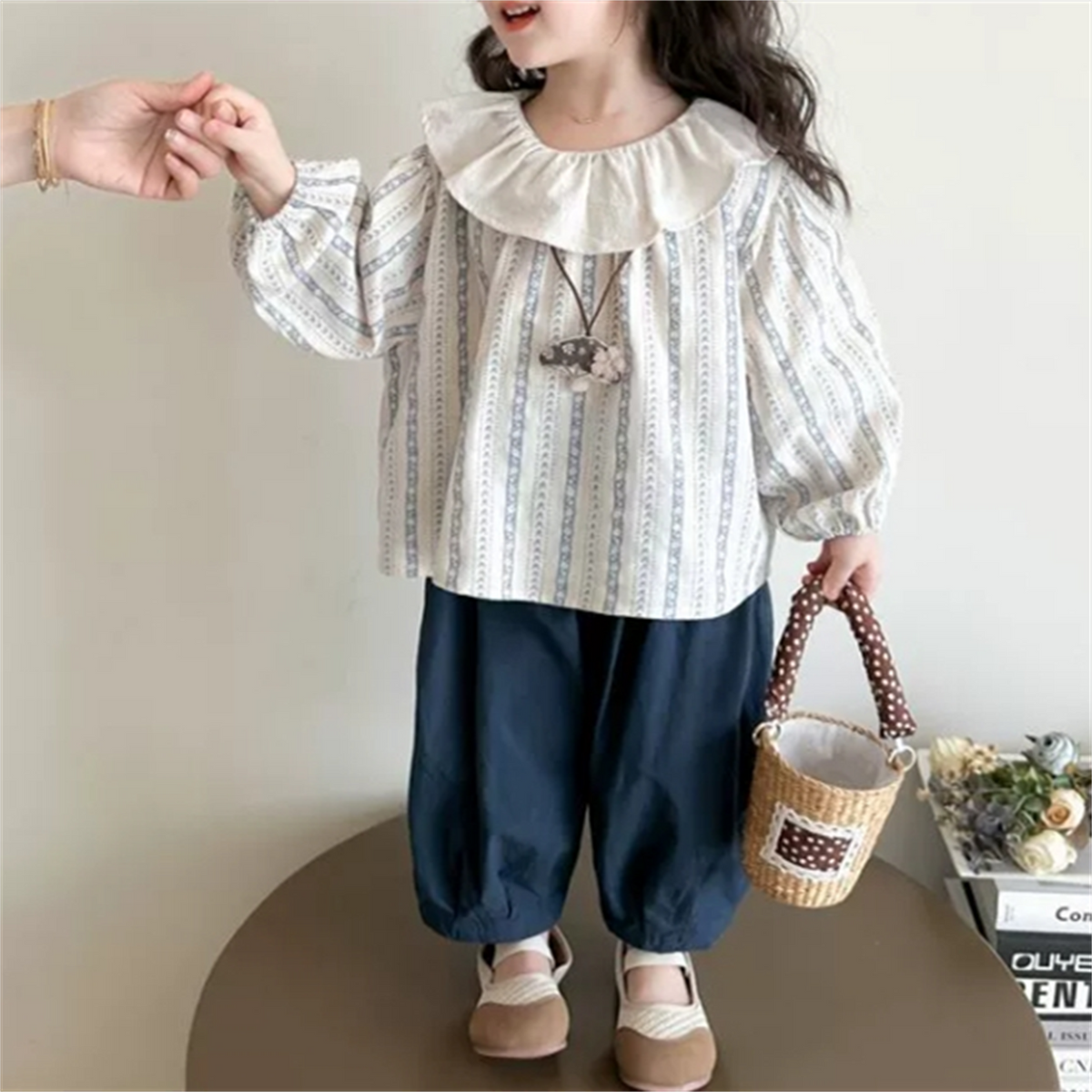 Casual Sporty Autumn 2-Piece Girls' Pants Suit, Ages 2-9 | Color: As the Picture | Image 3