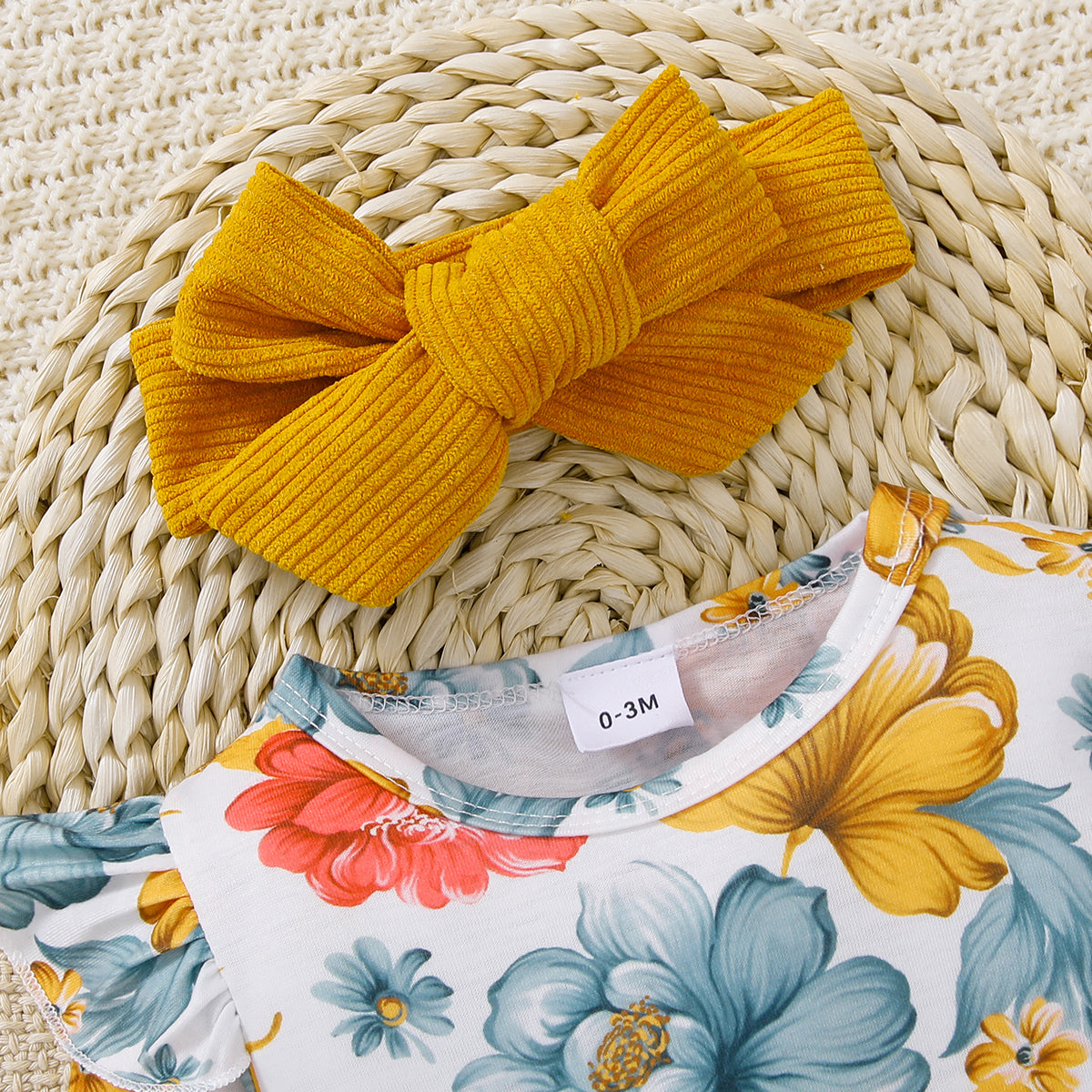 Sweet & Cute Autumn 2-Piece Baby Girls' Dress Suit, Ages 0-6 Months | Color: Yellow | Image 2