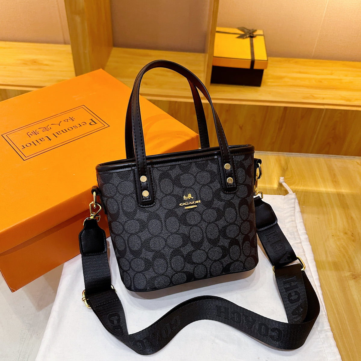 Modern Chic All-Season PU/Artificial Leather/Microfiber Leather Women's Crossbody Bags Other Bags | Color: Black | Image 3