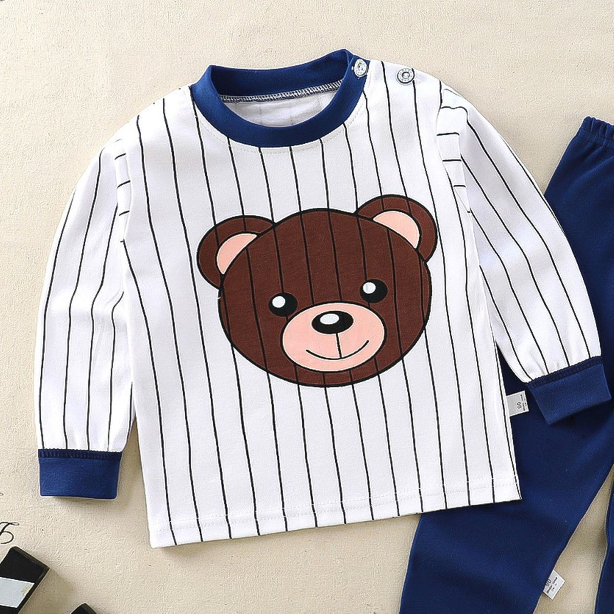 Minimalist Autumn 2-Piece Unisex Baby Pajama Set, Ages 6-24 Months | Color: Black&White | Image 2