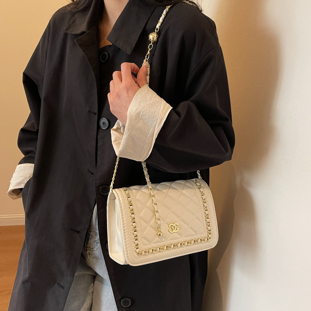 Modern Chic All-Season PU/Artificial Leather/Microfiber Leather Women's Crossbody Bags Other Bags | Color: White | Image 3