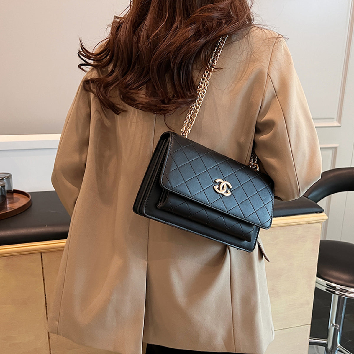 Modern Chic All-Season PU/Artificial Leather/Microfiber Leather Women's Handbags Other Bags | Color: Black | Image 2