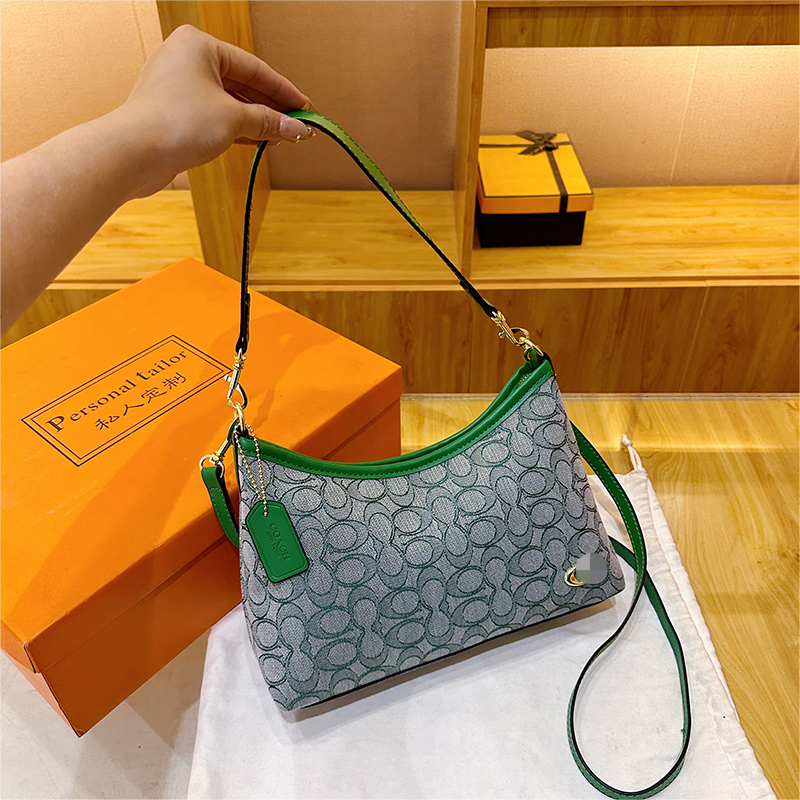 Modern Chic All-Season PU/Artificial Leather/Microfiber Leather Women's Handbags Other Bags | Color: Green | Image 3