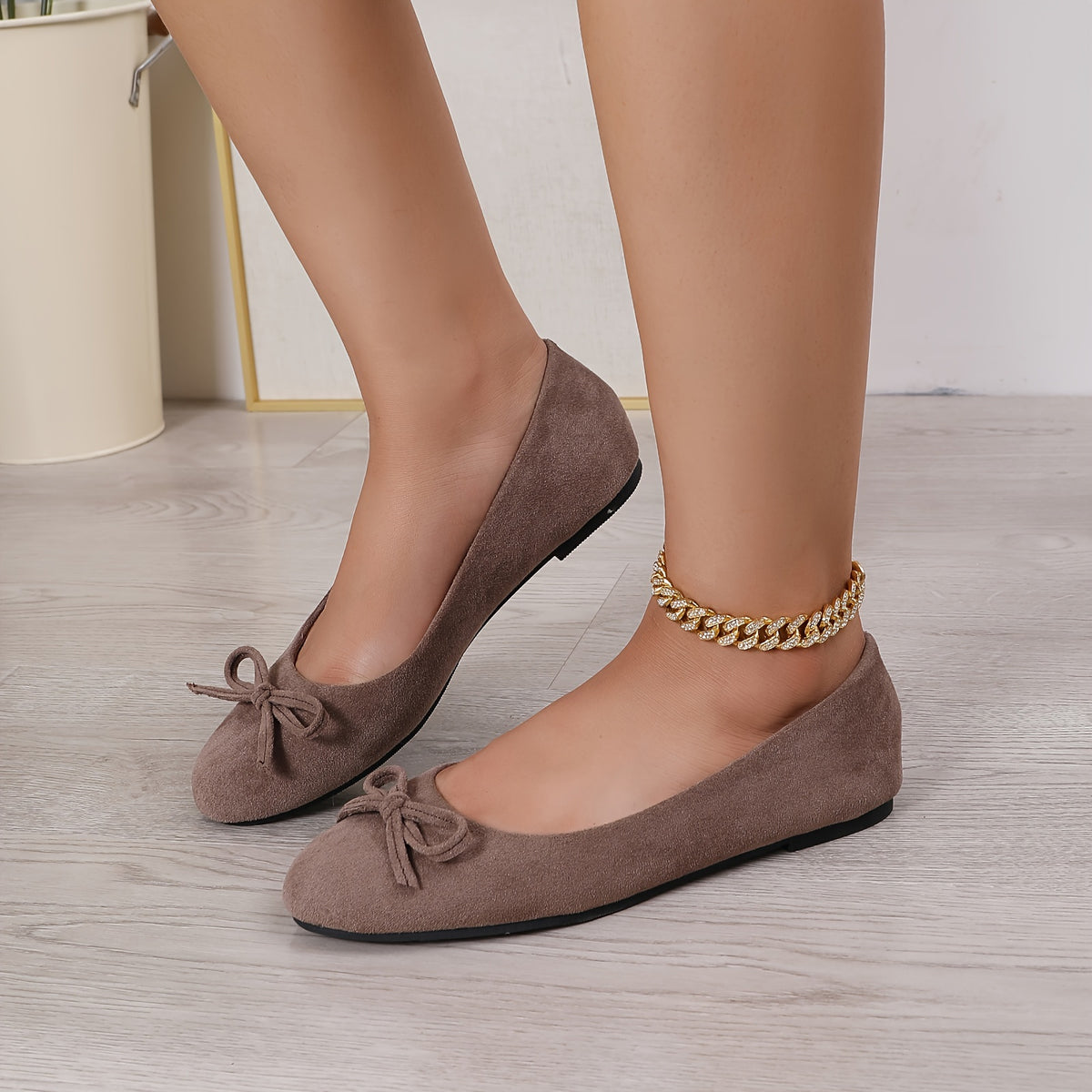 Modern Chic All-Season Cloth / Textile Women's Flat Shoes | Color: Grey | Image 1