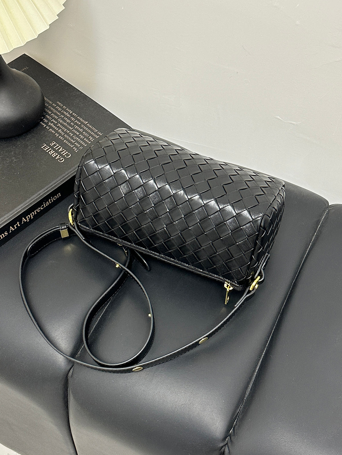Modern Chic All-Season PU/Artificial Leather/Microfiber Leather Women's Crossbody Bags Other Bags | Color: Black | Image 3