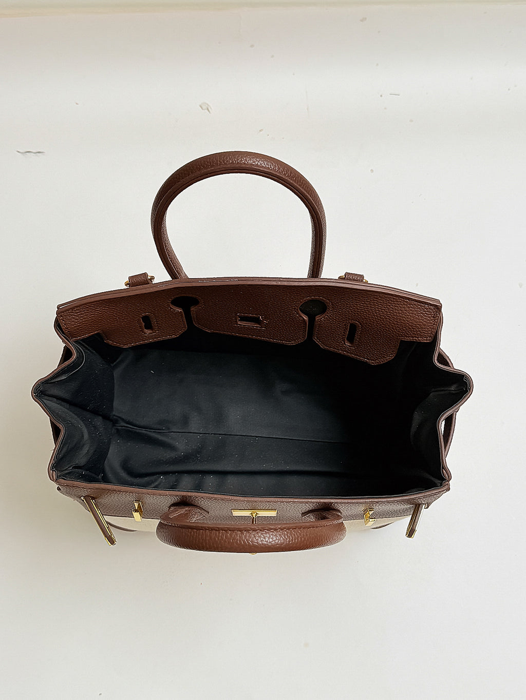 Quiet Luxury All-Season Cloth / Textile Women's Handbags Tote Bags | Color: Coffee | Image 3