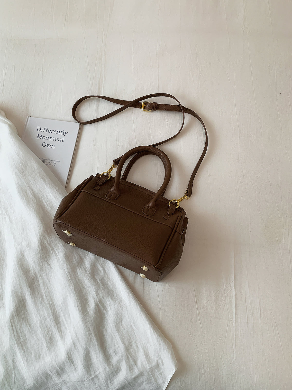 Modern Chic All-Season PU/Artificial Leather/Microfiber Leather Women's Crossbody Bags Other Bags | Color: Brown | Image 3