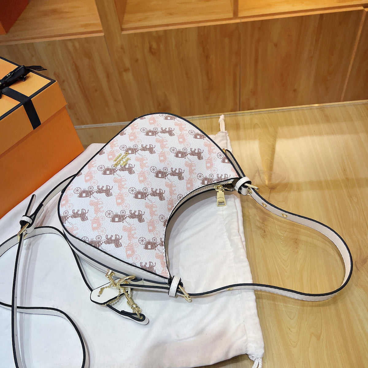 Modern Chic All-Season PU/Artificial Leather/Microfiber Leather Women's Shoulder Bags Underarm Bags | Color: Style 1 | Image 2