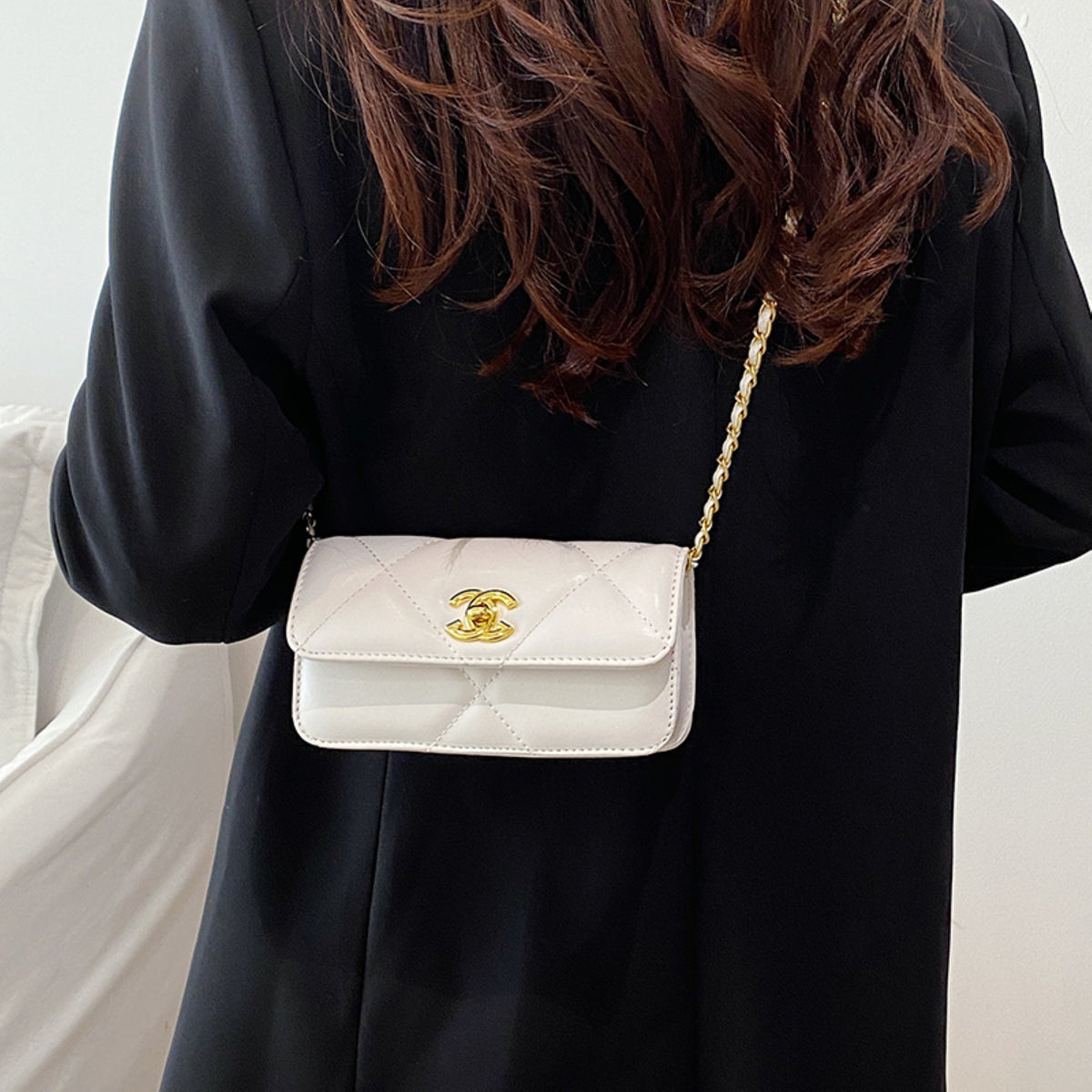Modern Chic All-Season PU/Artificial Leather/Microfiber Leather Women's Crossbody Bags Other Bags | Color: White | Image 2