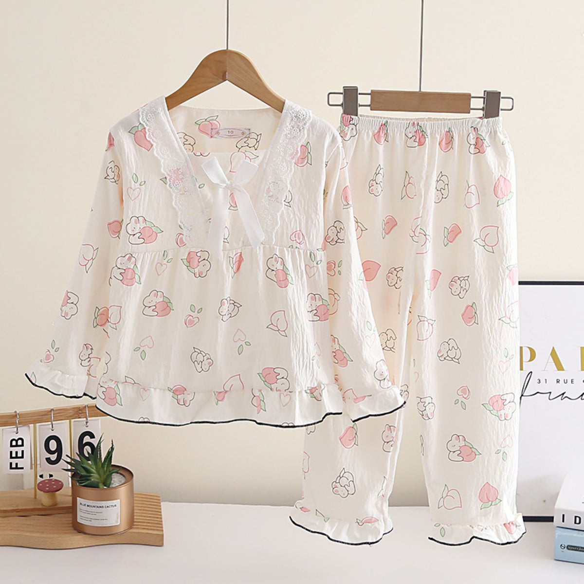 Modern Chic All-Season Casual Sporty Autumn 2-Piece Girls' Pajama Set, Ages 3-13 | Color: Style 2 | Image 1