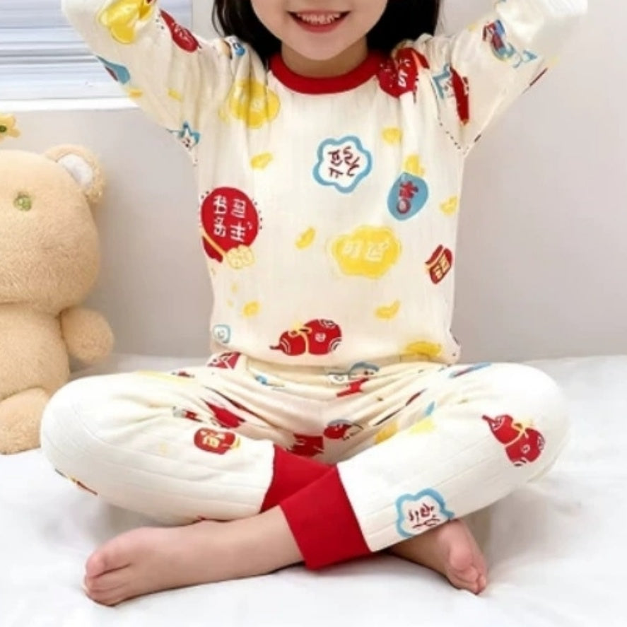 Casual Sporty Spring 2-Piece Unisex Kids' Pajama Set, Ages 2-9 | Color: Style 3 | Image 1