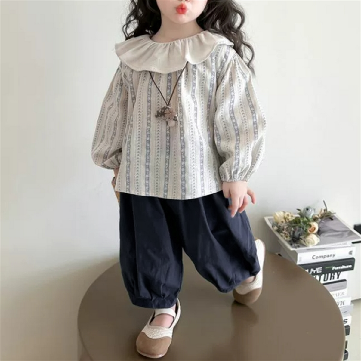 Casual Sporty Autumn 2-Piece Girls' Pants Suit, Ages 2-9 | Color: As the Picture | Image 3