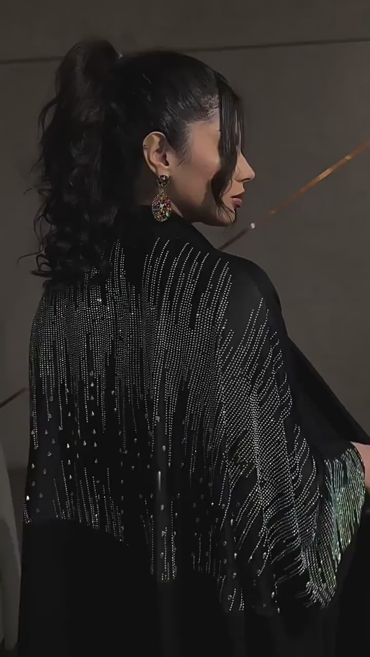 Minimalist All-Season Abaya | Product video | goods_id:831899 | source:cd3f18e0de8648c89142738bf50d1b18.mp4