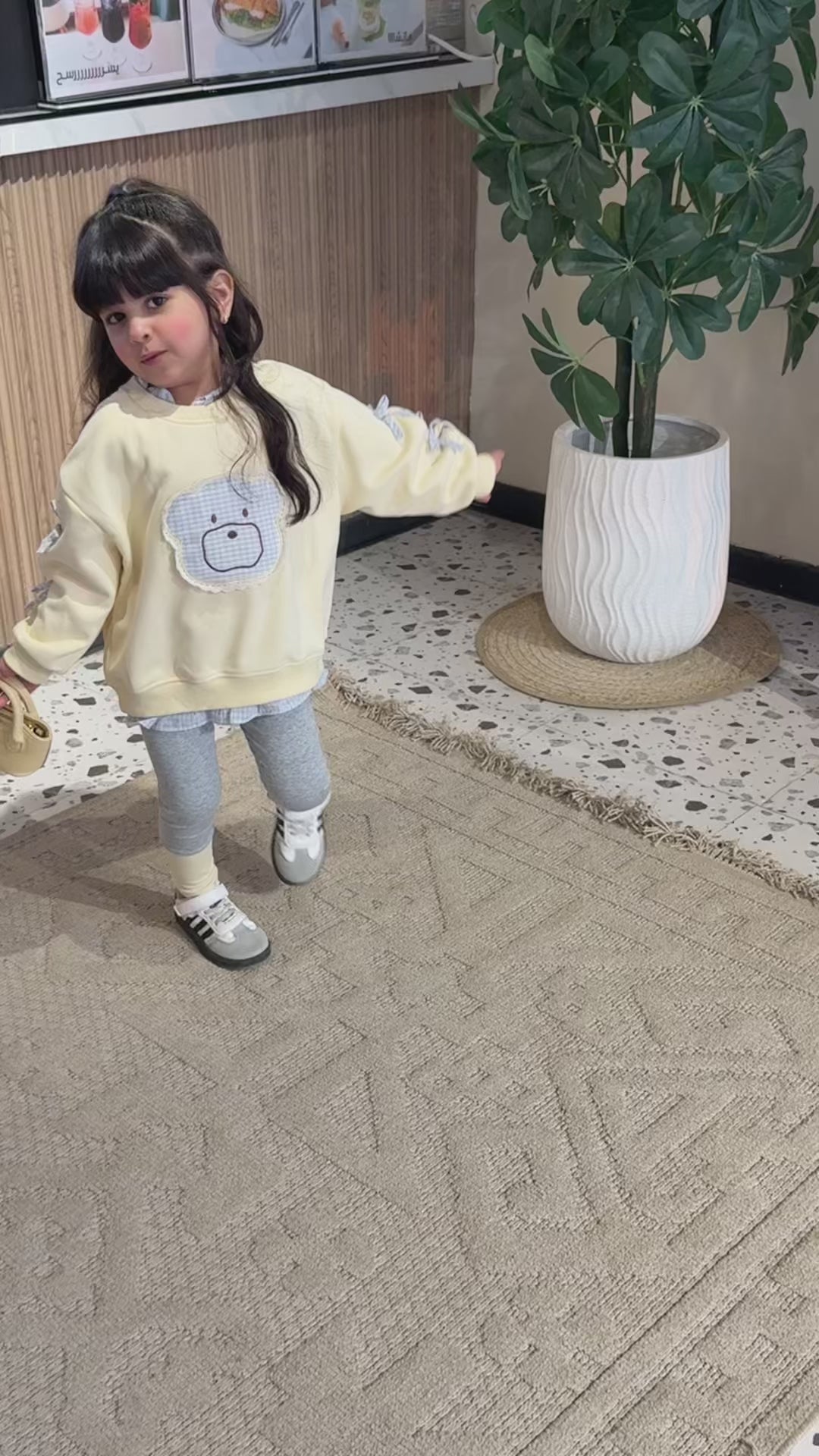 Sweet & Cute Autumn 2-Piece Girls' Pants Suit, Ages 2-9 | Product video | goods_id:793006 | source:ef8f46fd3ee24fc6867afa9782636e78.mp4